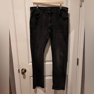 Lucky Brand 410 Athletic Slim jean size 33/32 Vintage Black Wash